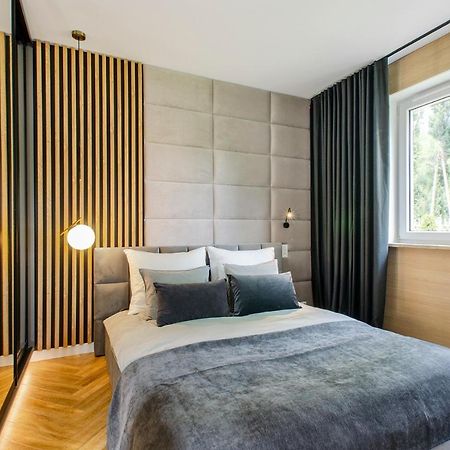 Lupoapartments Kaucja Лодзь Экстерьер фото