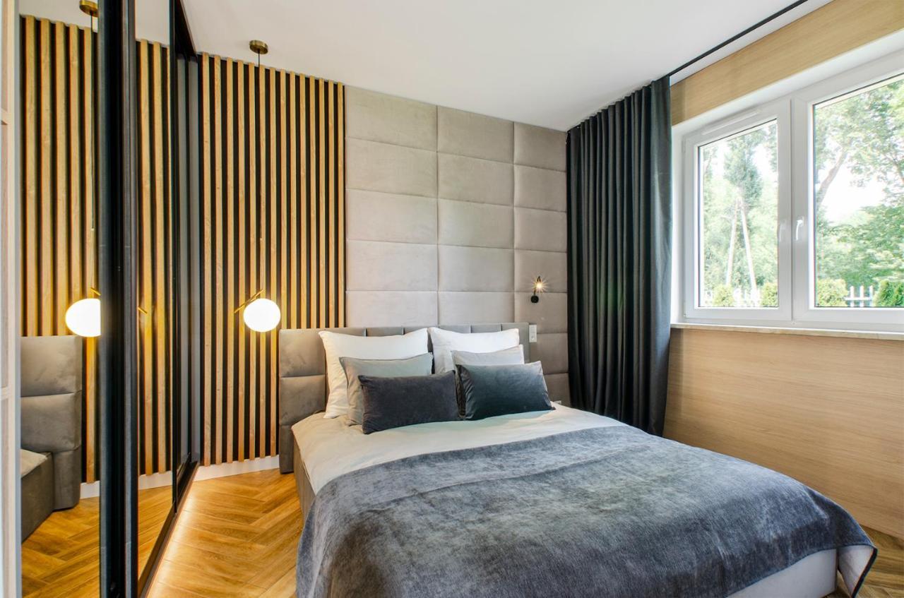 Lupoapartments Kaucja Лодзь Экстерьер фото